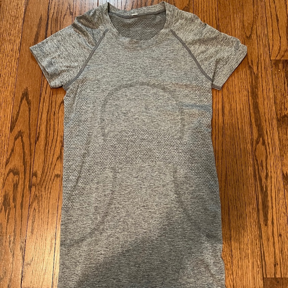 Lululemon Swiftly Tech Short Sleeve 2.0